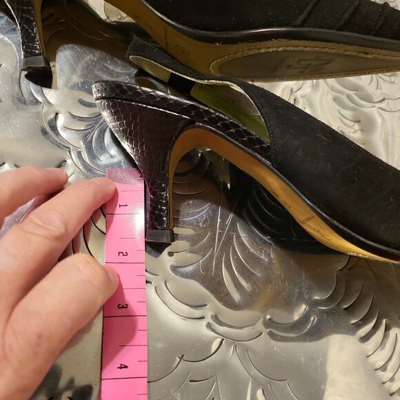 Donald j pliner all leather, mix of half suede and snake skin hand sewn in . - Picture 7 of 7